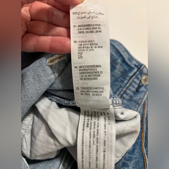 Abercrombie & Fitch The 90’s Straight Ultra High Rise, 34/18 - Picture 8 of 8